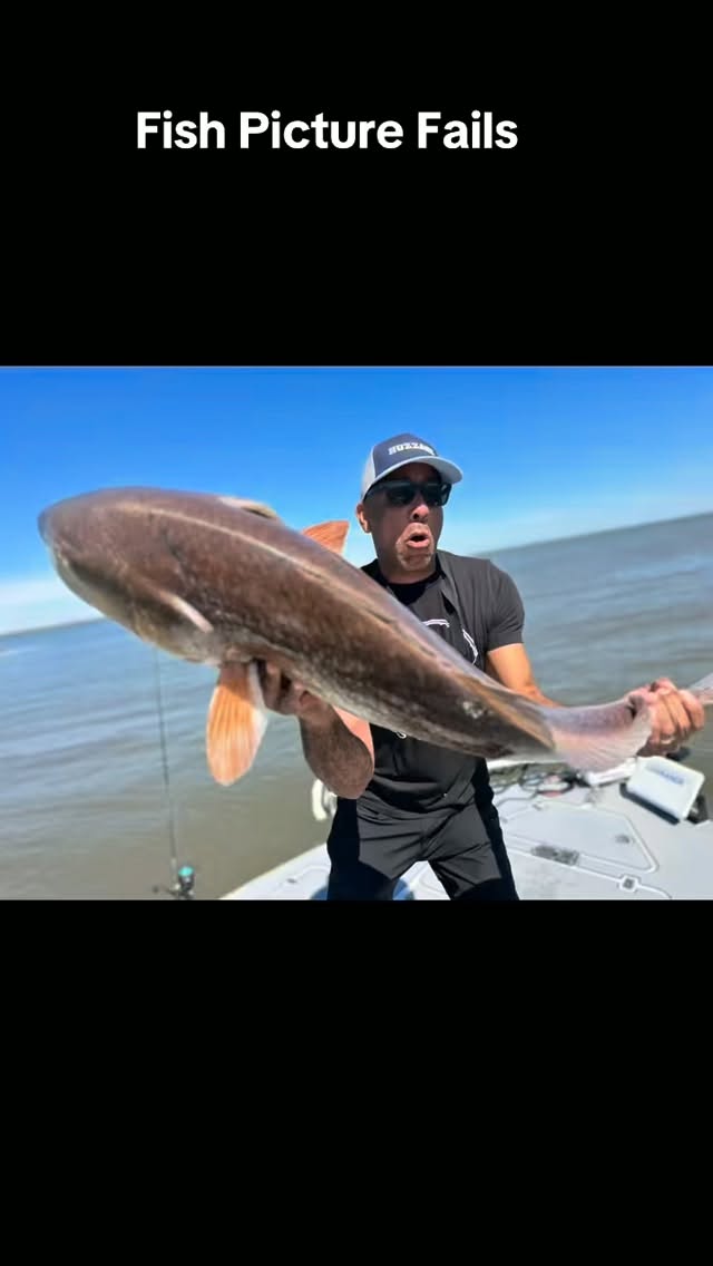 Slippery photo session the other day with some Red drum. All fish and fishermen were released unharmed. #bullreds #photography #blooper #release #guidelife
