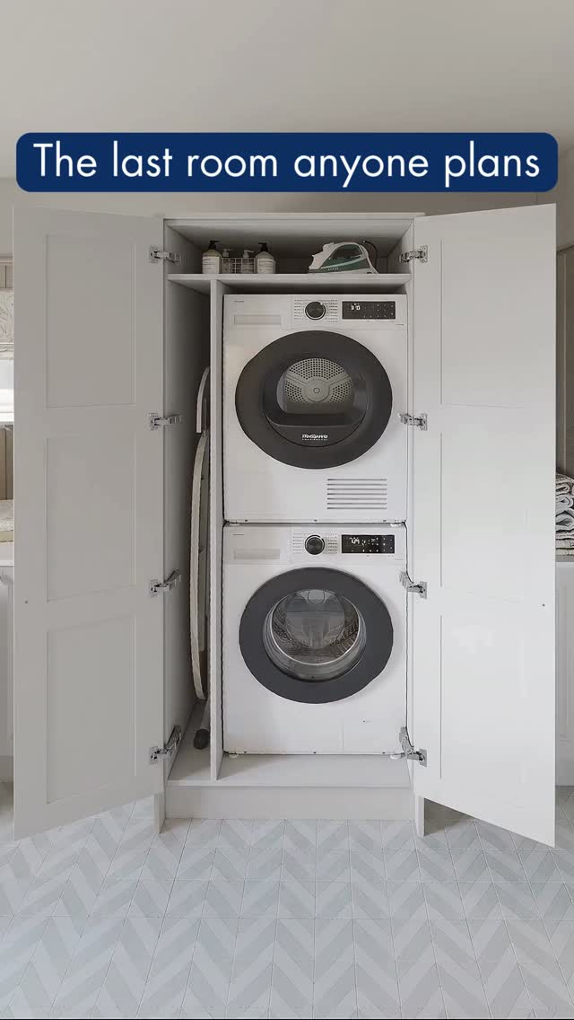 Is the utility room the last thing you would plan, or the first thing you would start with?
The utility space is an integral part of your kitchen design. Choose smart space saving storage to organise and conceal the washing machine and dryer, cleaning products and laundry items.
Discover our utility furniture solutions, link in bio.
#Crown80 #CrownImperial #UtilityRoom #LaundryRoom #KitchenStorage 