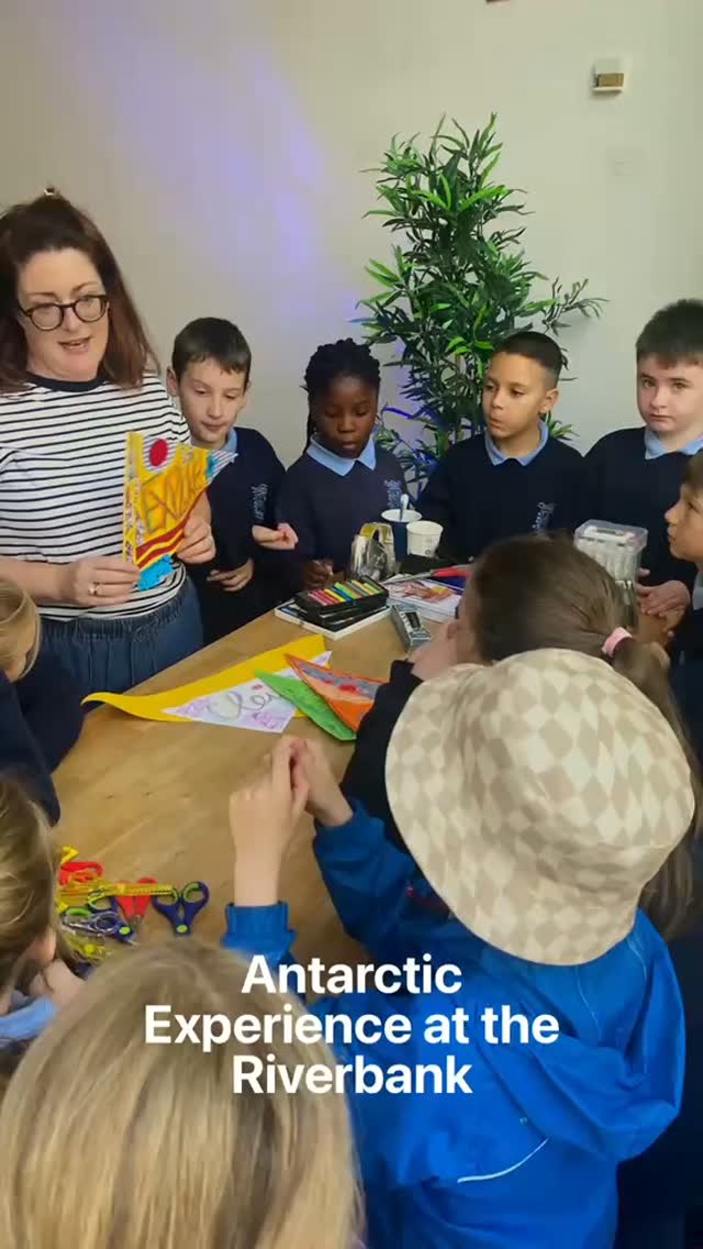 Great morning at @riverbankartscentreie listening to Martina share her experience visiting Antarctica and examining her photos of icebergs and penguins. Thanks to Teresa at the Riverbank for facilitating this experience . Mrs Callaghans class had a great time creating their own flags.