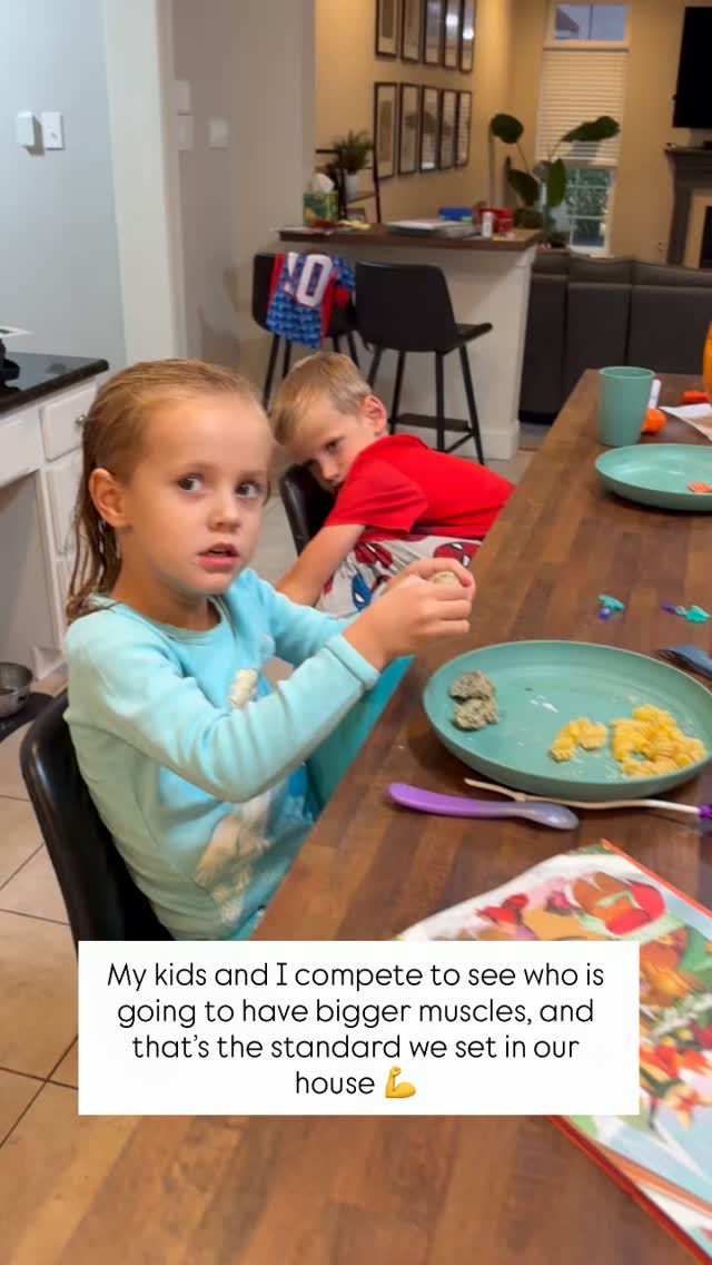 Raising my kids to know that strong is everything 💪 There is no negative talk about bodies over here… only positive talk about how we fuel and move our bodies to grow big and strong!