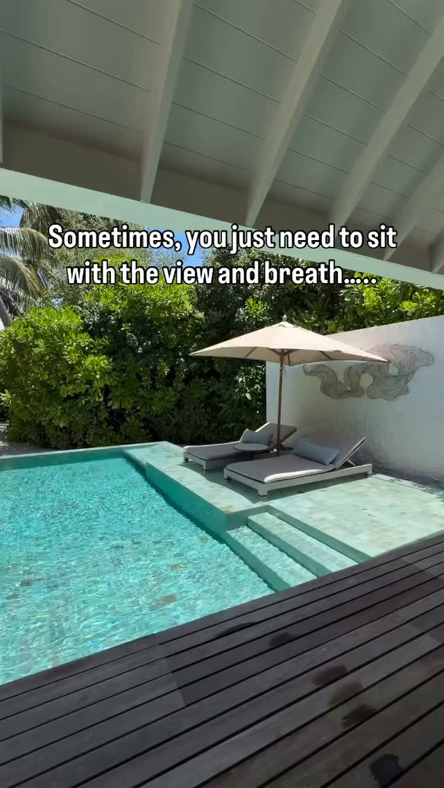 Can you just do this instead?! 🌴
#uniquegetaways #findpeace #bestvacations #beachvilla #luxuryvillas
