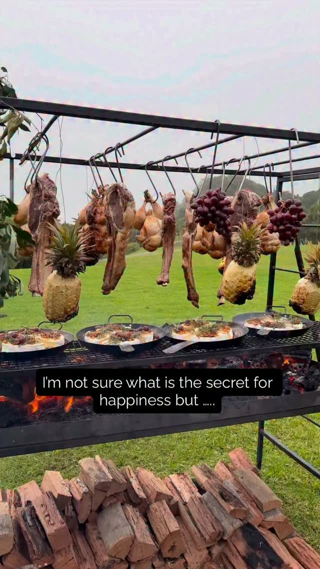 The formula for happiness is sometimes very simple.
Good food, and company around the fire.
Our @terra.grills Portico is the connector that will bring you back to basics allowing delicious recipes and food to be cooked over fire in your backyard with friends and family around .
Comment « grill » to receive more info about our range of Cooking struxture and fire equipment.
Follow @terra.grills for more juicy content