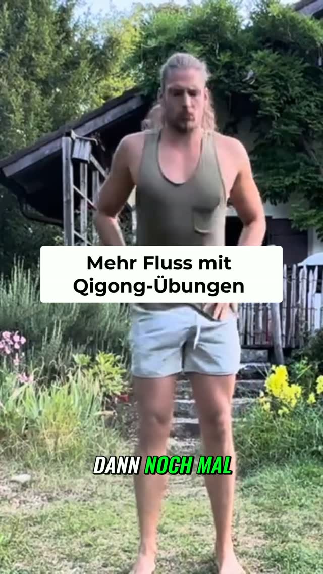 Ayurveda & Qigong inspiriert: Diese Übung stimuliert den Gewebefluss & die Nieren. Fokus auf unteren Rücken & Bauchkräftigung für mehr Vitalität. #Ayurveda #Qigong #Gesundheit #Bewegung #Achtsamkeit #Körperfluss #Vitalität #Energiearbeit