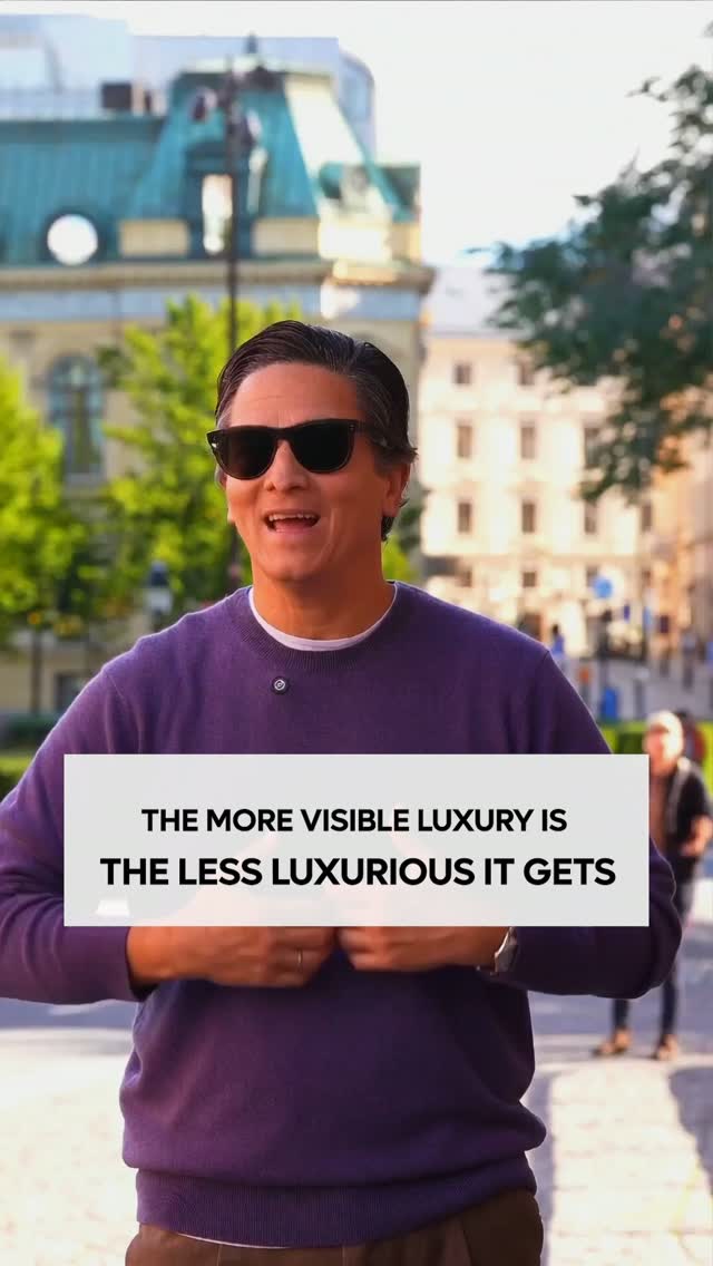 A giant logo isn't always pride. Sometimes it's insecurity in disguise. In 1966, while the whole industry competed over the most visible logo, Bottega Veneta bet on a technique instead: hand-woven leather with no emblem at all. When a brand stops shouting, it starts speaking only to those who truly know how to listen.
#brandstrategy #luxurybranding #fashionmarketing #luxurymarketing #fashionindustry #businessoffashion