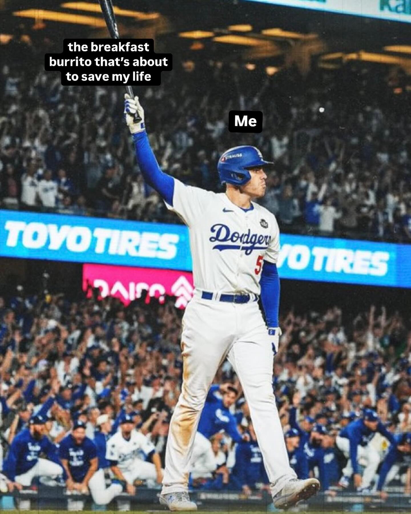 LETS GOOOOO LA! Use this rest day to fuel up before tomorrow’s game 🍻⚾️
⛓️💥LINK IN BIO to order ahead from @colony_la in Venice or @theroosterla on Pico! #LosAngeles #LA #LAfoodies #breakfastburrito #LAEats #gododgers
