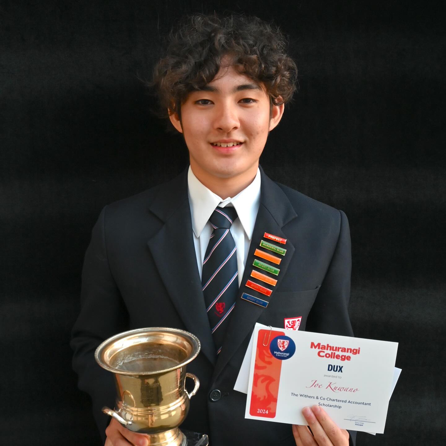 Congratulations to our Dux and Proxime Accessit for 2024. #mahu #mahurangicollege