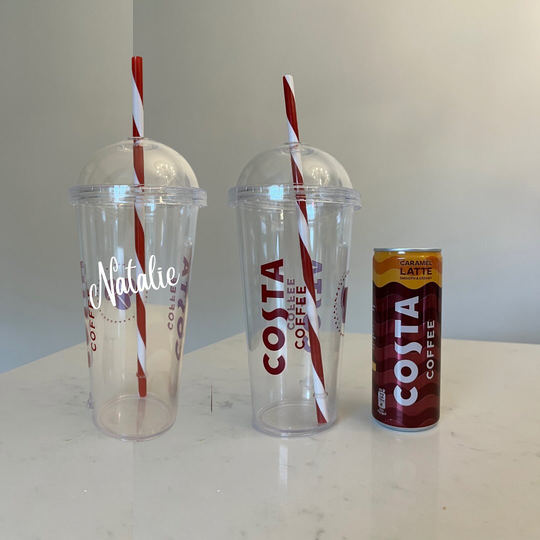Personalised Costa Coffee Iced Latte gift set with a can of caramel latte. Choose from four different fonts and lots of colours. Shop via the shopping bag icon.
#costacoffee #costacoffeeuk #personalised #personlaisedgifts #personalisedcup