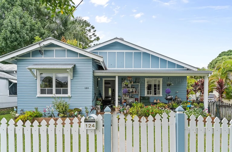 Exploring Properties in Mullumbimby🌴
What $1.5 Million Can Buy You? 🌟
Are you considering your next home in the vibrant town of Mullumbimby?
With a budget of $1.5 million, there’s so much to explore, and it’s essential to really understand what you’re looking for in a property.
As your Buyer’s Agent, I focus on understanding your family’s unique needs and dreams. Whether you’re envisioning a five or ten-year plan, it’s essential to have in-depth conversations about your aspirations—whether it’s outdoor space, location, or specific amenities. By discovering what matters most to you, I can uncover new opportunities that might not be immediately apparent.
In fact, one of my clients said:
“I honestly don’t think we could have navigated our way through buying our dream home without Felicity’s support and guidance. After 4 years of looking for a home, we finally found Felicity.”
This type of experience is what I aim to provide for all my clients, ensuring that you feel supported and well-guided throughout your journey 🏡
People love being in Mullumbimby for its great community atmosphere, gorgeous boutique shops, ample primary schools, and excellent sporting facilities. There’s a real boho vibe here, rich with diversity and character that makes it truly special.
Here’s an example of a property I’d like to highlight as an example for your $1.5m budget -located on Stuart Street in Mullumbimby, listed between $1.4 million and $1.5 million.
It features a generous block size, which opens up potential for future development or even commercial zoning. It stands out as a solid option for families and investors alike @firstnationalbyron @sallygreen_realestate @jasminmcclymont_realestate
Let’s dive into your property dreams together and find a space that fits your vision for the future!
#Mullumbimby #PropertyInvestment #RealEstate #BuyersAgent #DreamHome #RegionalLiving #InvestmentProperty #HouseHunting #HomeGoals #MullumbimbyLiving #Community #DevelopmentPotential #HomeBuying #BuyersAgent #RealEstateAdvice #DreamHomeSearch #HomeLoan Broker #FirstTimeHomeBuyer #PropertyInvestment #HomeOwnership #RealEstateJourney #HouseHuntingTips