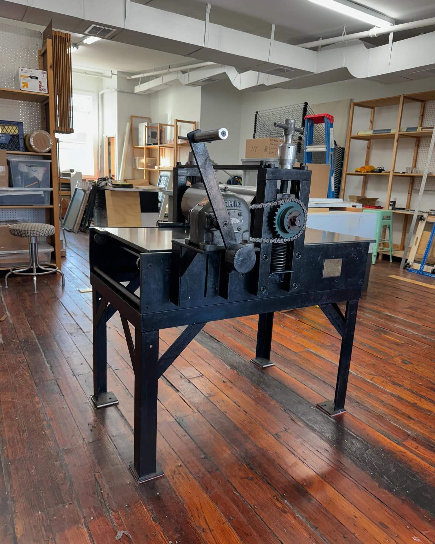 We spent the day at the new home of @byoprint setting up their presses and drying racks that we disassembled and packed last week. It’s a wonderful space in Old City run by some awesome people! And now they have an elevator - even if it is the scariest one around. #starkpressco #byoprint #printnj #printingpress #etchingpress #printmaking #printer #printing #print #intaglio #reliefprint #monotype #screenprint #pressmechanic #preservationthroughproduction