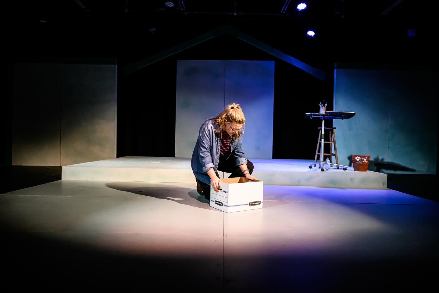 Words cannot express how thankful I am for this show. 🔑
I have never felt so proud of the work that I have done to get to know Alison on such a deep and intimate level. This show was an incredible challenge for me. Acting on stage for 1 hour and 45 minutes straight without a moment to escape the story that was living in front of me was a fulfilling and complicated challenge to tackle but boy was it fun!!! There’s still so much to learn from Alison, especially as I grow closer to her age lol, but I am so thankful to have had this experience when I did. I was able to dive into my memories as a child in Pennsylvania, remember my days as a growing college student, and remind my adult self that I am proud of the young woman that I have become.
I also cannot express how GRATEFUL I am to have a cast like this one. I have never felt so loved, supported, heard, and respected like I have with this cast. My chosen family always had their arms open wide as soon as I left that stage in a ball of tears. Also, this production team was STELLAR. A team of dedicated humans whose number one goal was to create a safe place for every one of our audience members during a time of heightened anxiety and uncertainty. You made me feel safe. You make me feel excited to come to the theatre. You made me feel loved.
You all made this experience one I will never forget. 🏠
Thank you Alison Bechdel
Photography by @heat.regan