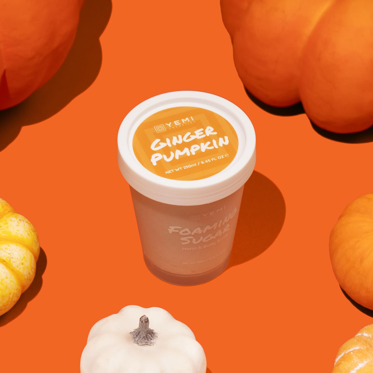If you love pumpkin spice and gingerbread this scent will be your HOLIDAY favorite! 🍂🍁🧡 #gingerbread #ginger #fall #holiday #bodycare #bodyscrub #sugarscrub #skincare #yemicosmetics #yemitribe