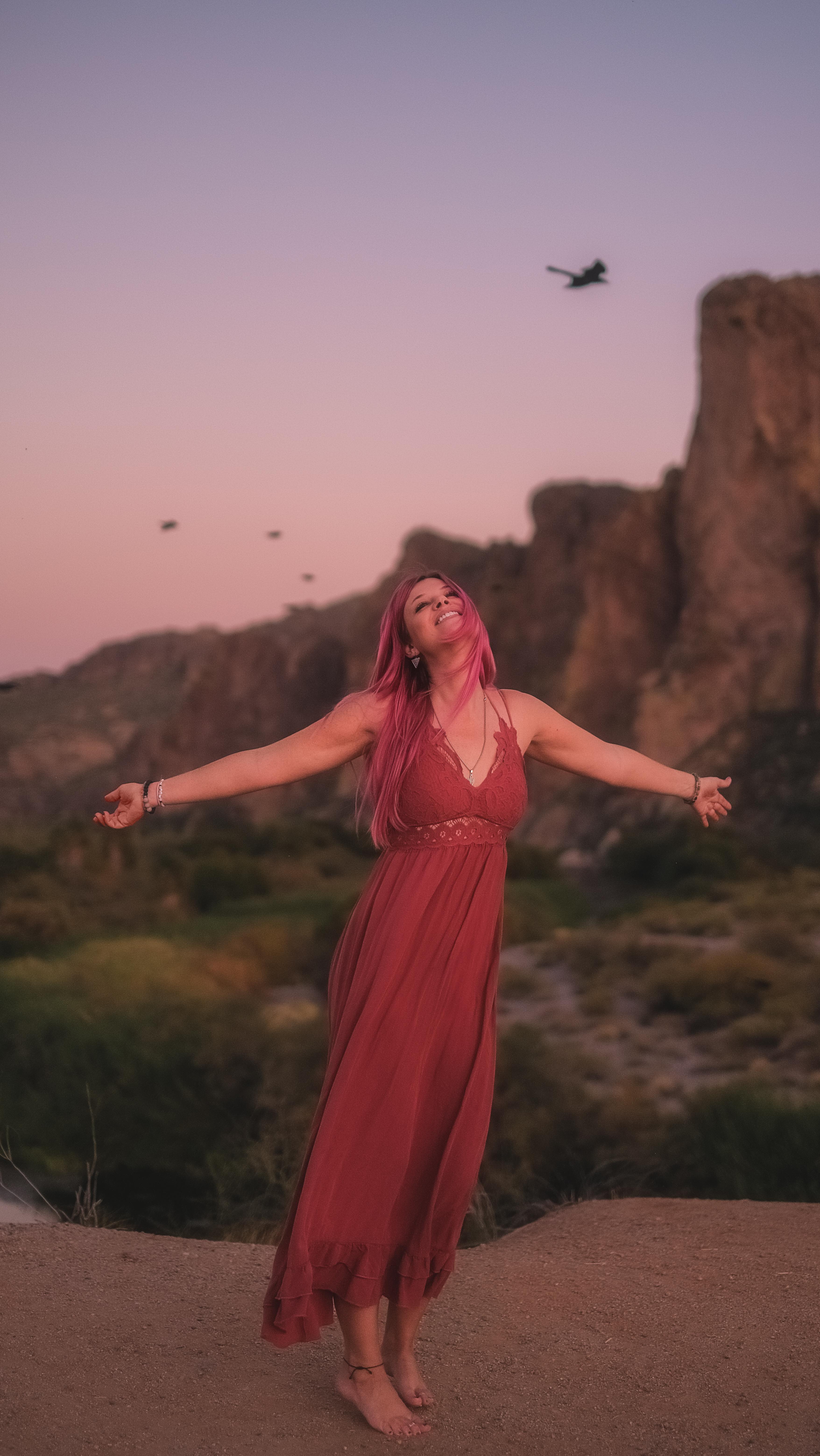 I’ll be seeing you in the birds, Dad. 🫶🏻🥹
Me and @kelhahs went out to take photos with the full moon on Friday and she said she wanted to take some pics of me. These birds flew in the background right as I was making these perfect bird stances. If that wasn’t a sign that my dad was present, I don’t know what is. 🥲
These are now some of my fave photos of me taken, like ever. One of them is even the cover of my 2025 Photo Calendar I just launched. Would love for you to support me by buying one!
Link is in story right now!
caseyOlsonDesigns.com/2025-calendar
Thank you, in advance, for the support. 😭💛
Which one is your fave????