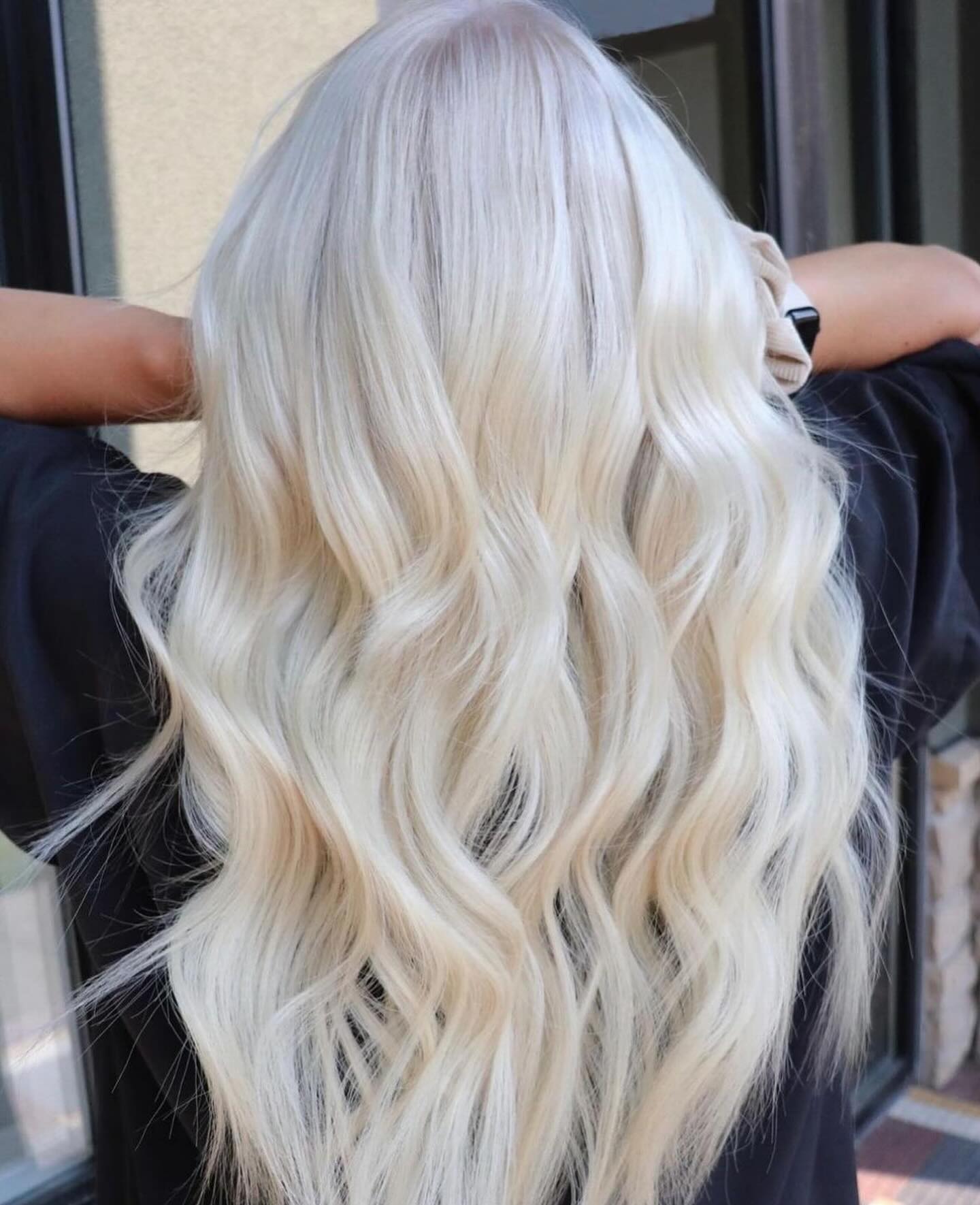 A little collab β¨
Color by @zunnyhair using @dangerjonesbalayage
Extensions by @liamangela.hair using 22β @philocalyhair nanos
Styled using @designmehair
#yychair #yychairstylist #yycsalon #yycblonde #yycblondes #yycblondespecialist #yycextensions #yycextensionspecialist #foxandmaneyyc