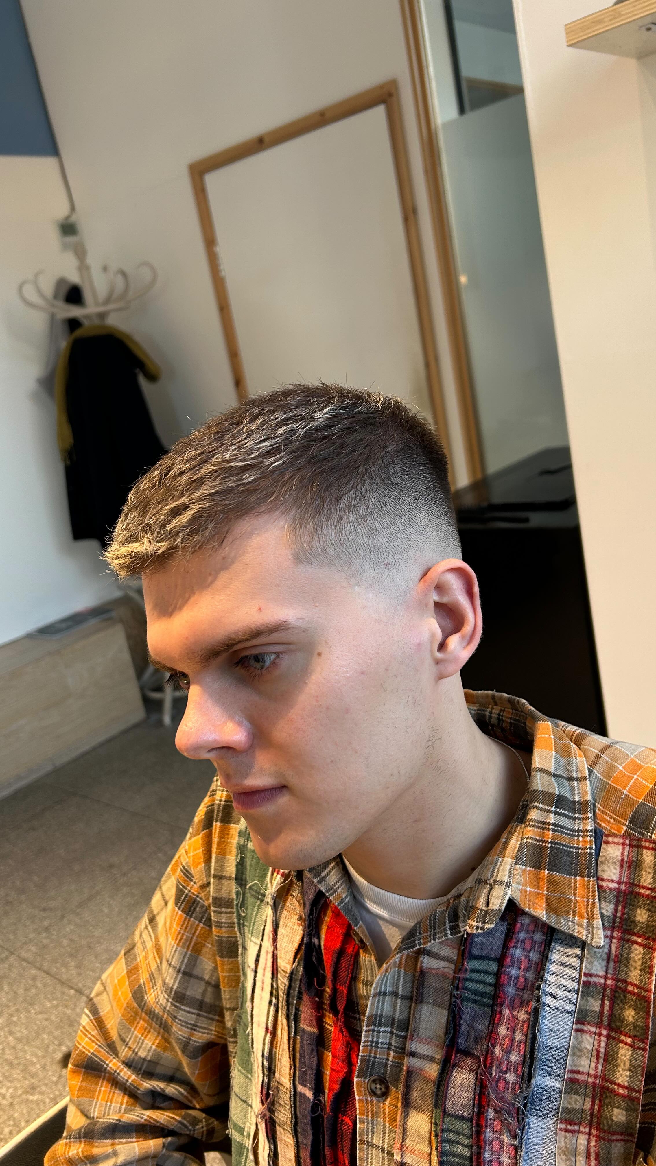 Skin fade with a bit of texture on top for Jordan.
#barber #skinfade #smallbusiness #craft