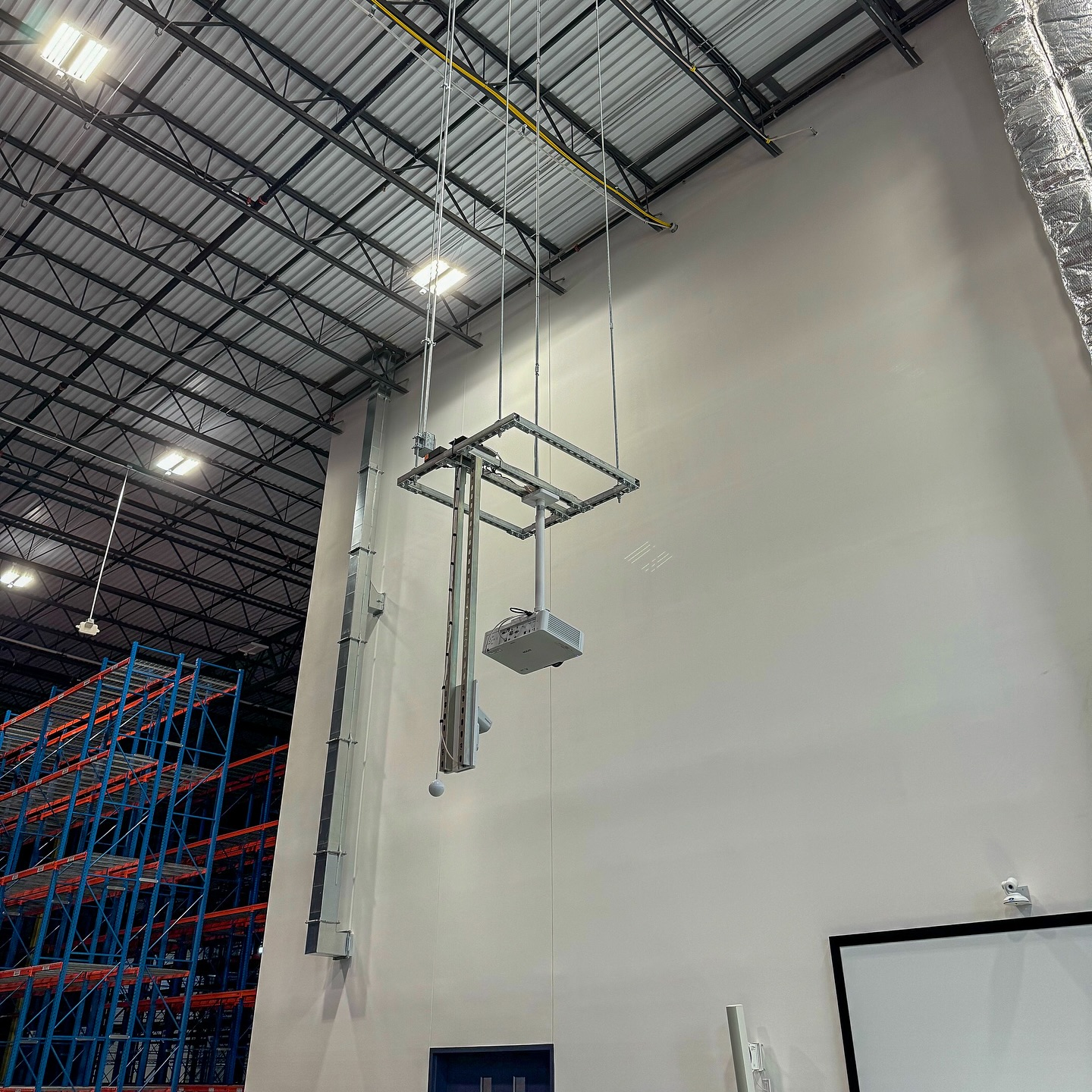 When your client needs a projector installed but the ceiling is 35+ feet, you have to think outside of the box. Unique situations call for creative solutions.
#mmtsolutions #lowvoltage #lowvoltagenation #lowvoltagelife #wiretermination #cat6 #lowvoltagetechnician #wiring #data #voice #telecom #serverroom #telecommunications #datarack #datacable #network #datacenter #ethernet #cabling