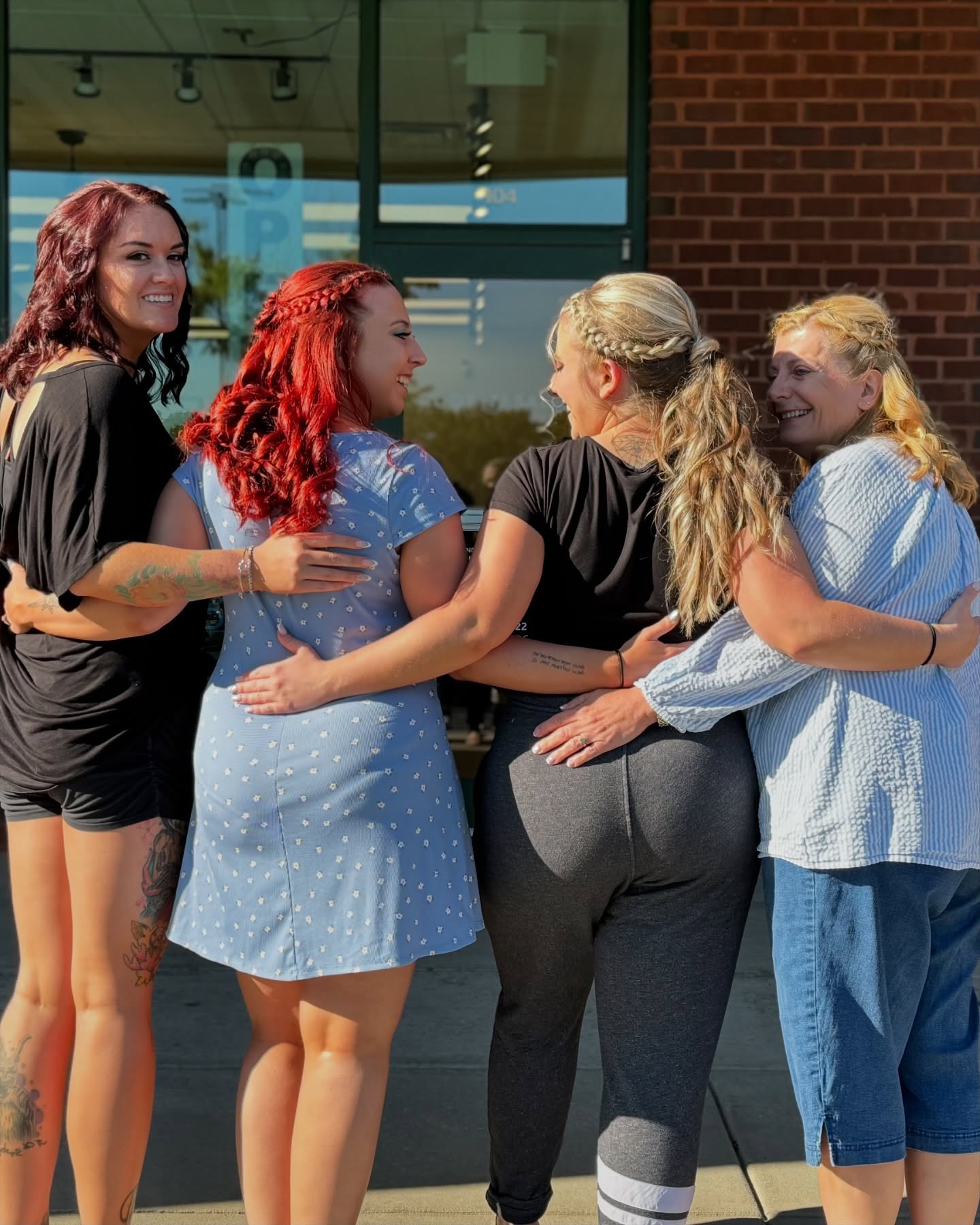 Feeling extra grateful this week for the clients that keep us going, like our beautiful bride @thats_ackkward & her bridal crew 🤎
Caroline & Megan spent the morning of Olivia’s wedding day creating gorgeous updos and styles for this very special occasion!
Wedding Photographer: @rosetradeco
Hair: @wingerd.beauty @meg__beauty_
#hairsalon #hair #updo #weddinghair #marylandsalon #baltimoresalon #whitemarshsalon #perryhallsalon #marylandhairstylist #whitemarsh #perryhall #baltimoresmallbusiness