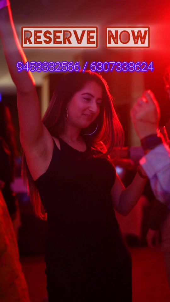 NYE Party 2025 is going to be something for the whole family. We have grand dinner buffet, Live band (sufi & bollywood) Dj, games and Kids Zone. Limited pass available so call now to secure yours.
📱 9453332566 / 6307338624
#Varanasi #igtrends #suryakaiserpalace #event #nyeparty #feed