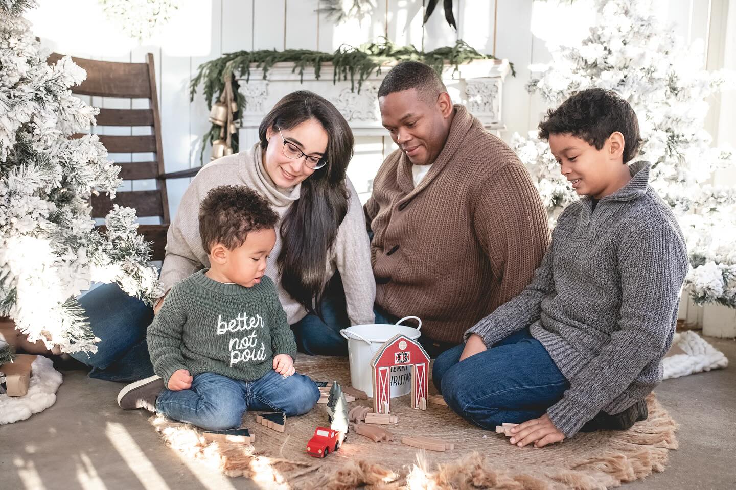 The countdown to Christmas begins #chesapeakemoms #hamptonroadsmom #virginiabeachphotographer #chesapeakephotographer #norfolkmoms #vamoms #virginiabeachmoms #757photographer #hamptonroadsphotography #chesapeake #virginiabeach #hamptonroads #norfolk #vabeachphotographer #757localbiz #familyphotographer #photographer
#stephaniestephensonphotography #vabeach
#chesapeakenewbornphotographer
#virginiabeachnewbornphotographer #newborn #newbornphotography #virginiabeachfamilyphotographer #chesapeakefamilyphotographer #thebackyardwildflowerpatch