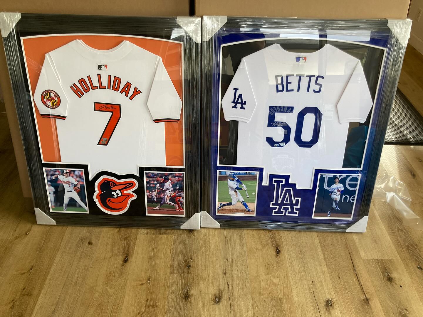 A few Jerseys going out for XMAS 🎄🎅🏻
#jerseyframing #sportsframing #memorabilia #autographedjersey