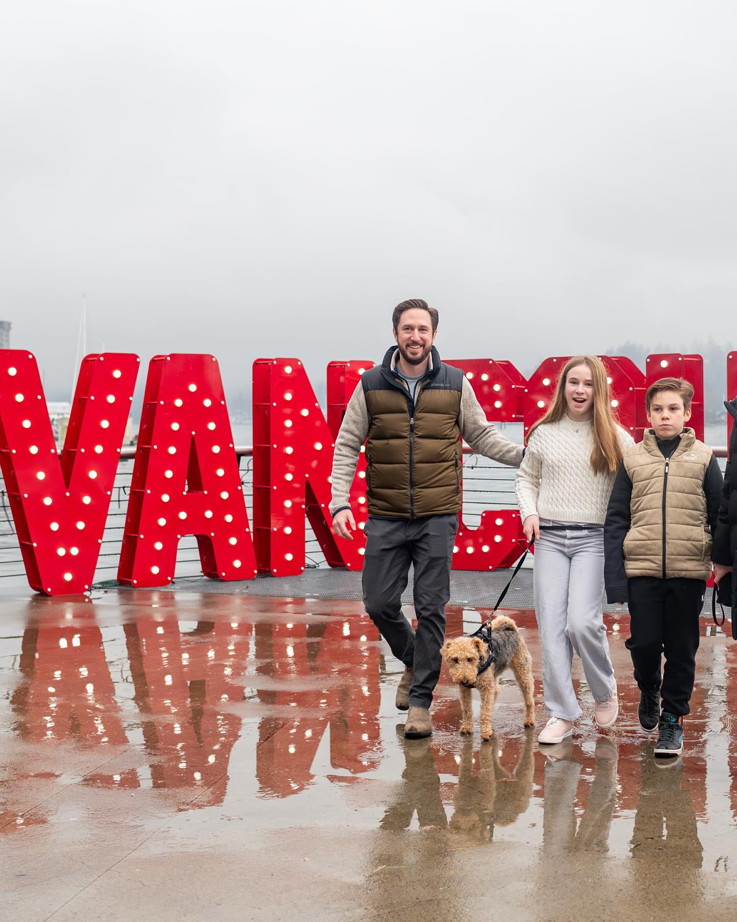 Like true west-coasters, a few weeks ago we kept a close eye on the weather and decided to brave the rain… Here are a few of the gems we captured!