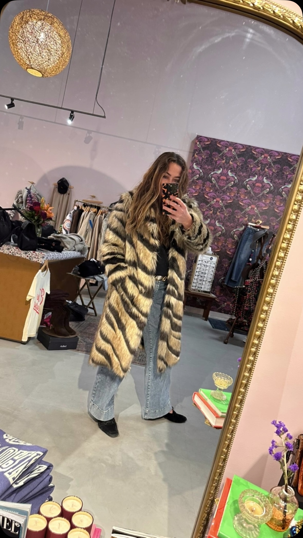 All the furs please!
Shop hours Monday 11-4!
It’s December…time to shop!