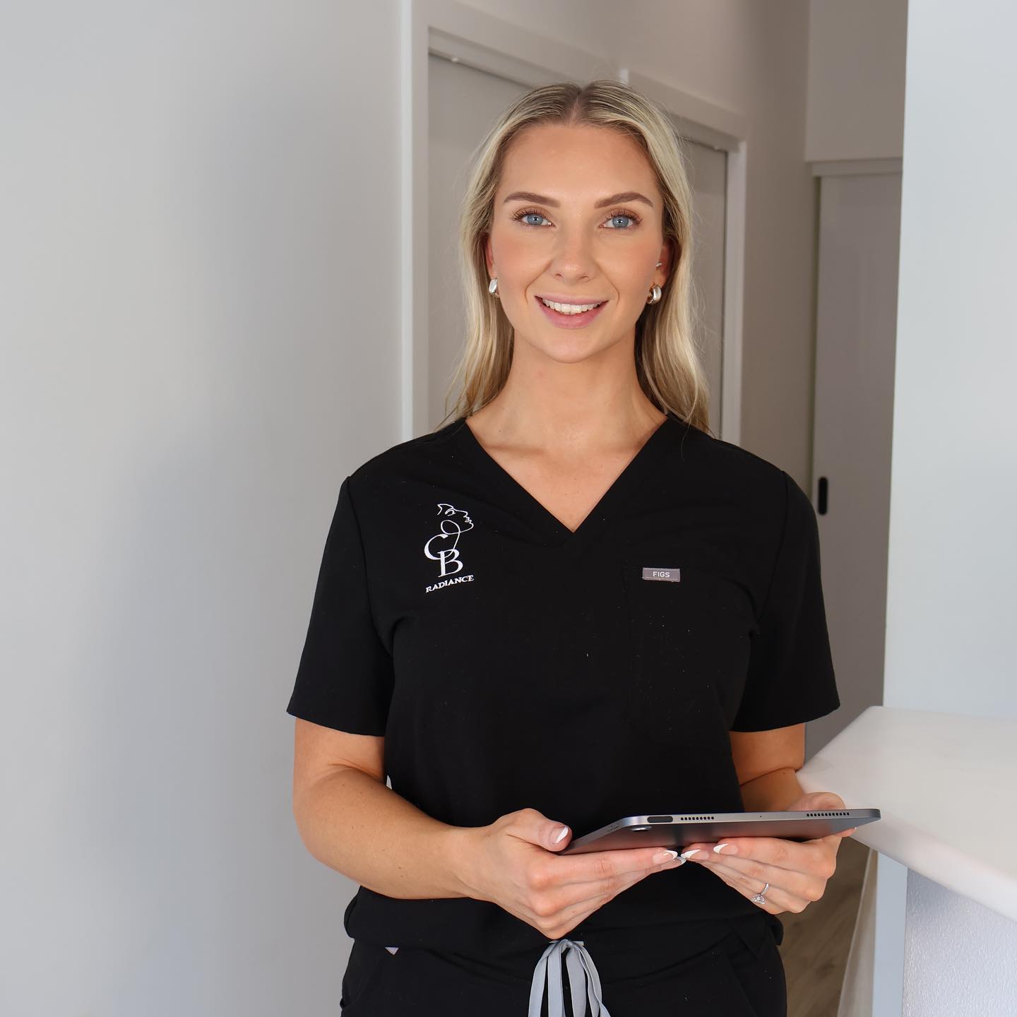 As we approach the end of 2024, I want to express my gratitude for your continued support, trust, and for giving me a chance.
Thank you to my patients who trust me with their appearance and listen to my advice. I appreciate you sharing your life updates with me, including the highs and lows. I truly have a special job helping people feel more confident in their own skin, and most importantly, I’ve met so many beautiful patients over the years, some of whom I can even call friends.
I can’t wait to see what 2025 has in store for CB Radiance and wish everyone a safe and happy Christmas and New Year. 🎄🥂
We will be closed from 29th December until 18th January.
Some availability remains on 21st December
Carly xx
#cbradiance #mountwaverley #melbournecosmeticclinic