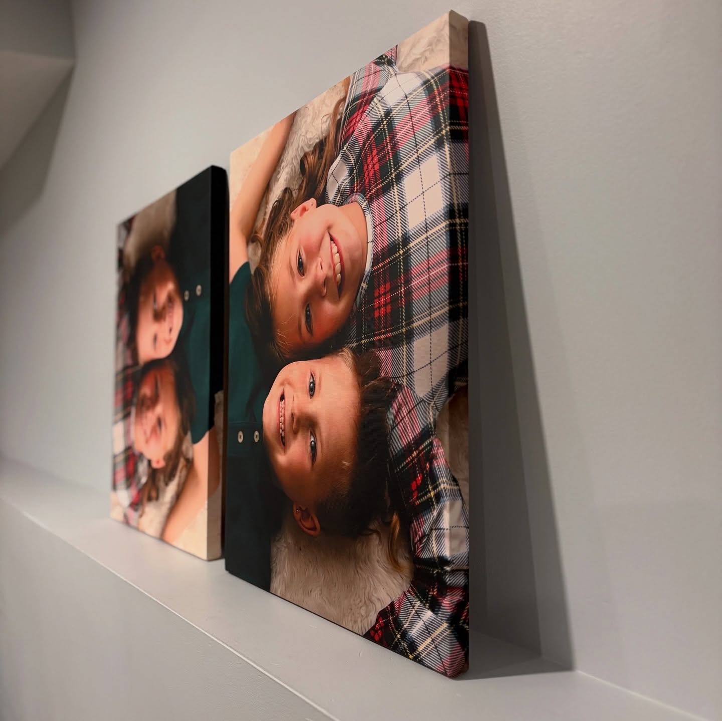 Need a thoughtful and personal Christmas gift?! Canvases of your loved ones are perfect! 🎁 Get your orders in asap! Deadline Dec 16!!!
>3/4” depth
>size 16x20
>continuous photo wrap
>matte finish
#natsprintingco #okotokssmallbusiness #canvasprints #christmasgiftideas #okotoksmoms #okotoksmamas #okotoksmomasentrepreneurs #canonimageprograf