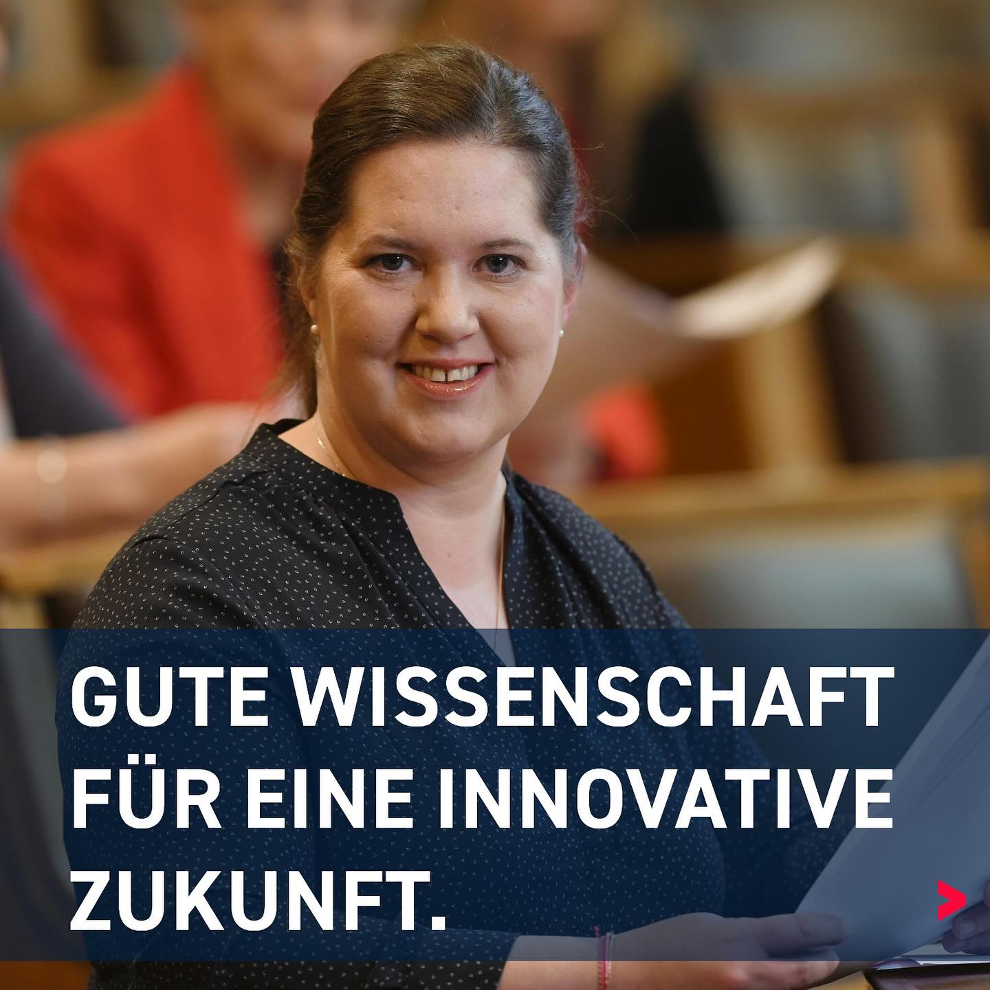Gute Wissenschaft für eine innovative Zukunft - 🔬🔭🎓
Mit dem Haushalt 2025/26 und dem Antrag Wissenschaft der Koalitionsfraktionen setzen wir gezielte Schwerpunkte, um Hamburgs Position als Wissenschaftsmetropole auszubauen!
Die Hamburger Wissenschaftslandschaft ist ein zentraler Treiber für Innovation, Wohlstand und den gesellschaftlichen Zusammenhalt in unserer Stadt. Wir haben Hamburg durch gezielte Investitionen zur Wissenschaftsmetropole entwickelt und eine erstklassige Infrastruktur für Spitzenforschung und die Ansiedelung von High-Tech-Unternehmen geschaffen. Die Universität Hamburg zählt heute zu den elf Exzellenzstandorten in Deutschland, und auch die Technische Universität Hamburg ist auf einem exzellenten Weg. Mit der Hochschule für bildende Künste, der Hochschule für Musik und Theater und der Hamburg Media School fördern wir durch unseren Haushaltsantrag hervorragende Hochschulen, die wichtige Impulse für die Kultur und Kreativwirtschaft in unserer Stadt geben. Kern unserer Wissenschaftspolitik ist die Förderung von Forschung und Lehre in der Breite. Daher ermöglichen wir der HAW mit ihrer praxisorientierten Ausrichtung und der Möglichkeit, ein Studium über den zweiten Bildungsweg zu beginnen, den Aufbau eines eigenen Promotionsrechts. Dafür bringen wir Haushaltsmittel in Höhe von 833.000 Euro auf den Weg. Vielen Dank an die Kolleg:innen, die das alles auf den Weg gebracht haben. Ein ganz besonderer Dank geht an @hamburger_rene für die tolle Zusammenarbeit bei der Entwicklung und Diskussion der Anträge.