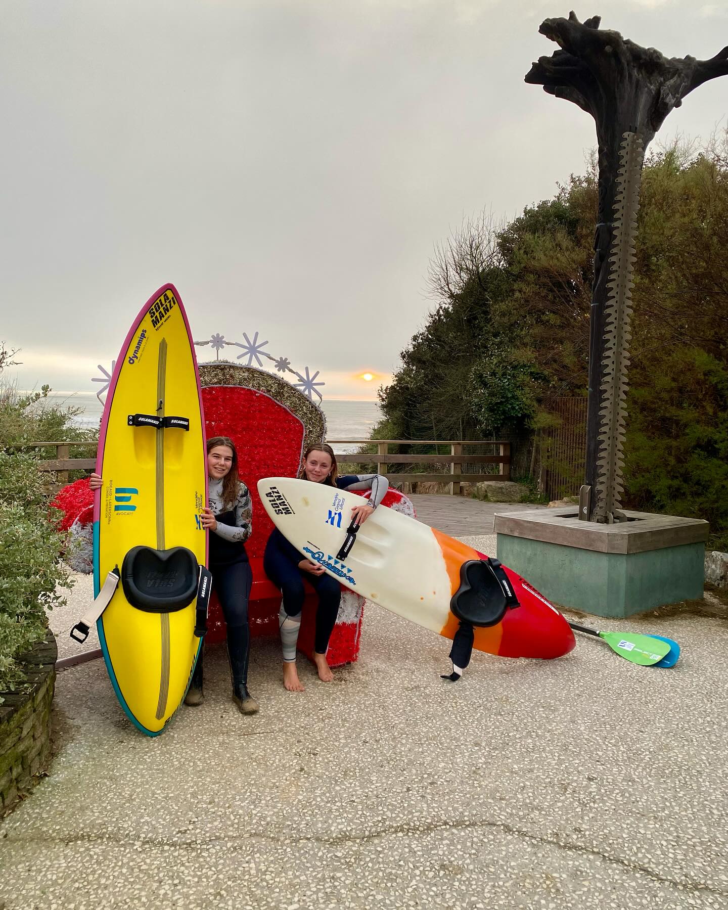 âš Sous ce beau coucher de soleil, Paddle Aventure vous souhaite de belles fĂȘtes de fin dâannĂ©e ! âš
Merci Ă tous pour cette belle annĂ©e passĂ©e ensemble. đđ«
đ On se retrouve en 2025 pour toujours plus dâaventures et de partages ! đđŁââïž
#paddleaventure #waveski #surfing #kayak #paddle #noel #merrychristmas #happy