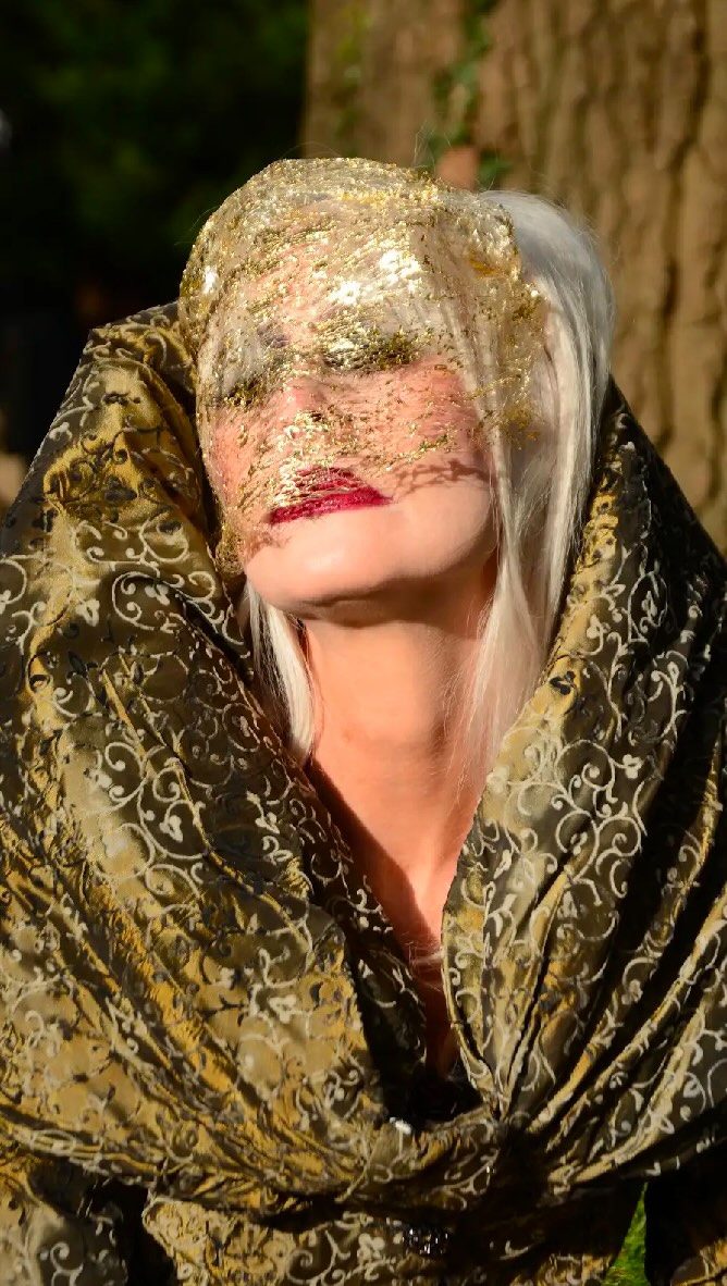 âð«ððððŸðð âŽð ððœâ¯ ðððâŽððâ
ððð¡ð¢ð§ð ðð¡ð ððšð¥ððð§ ððð¢ð¥ ð¢ð¬ ð âðð¥ðð¯ð¢ðâ ððš ð
ðð¬ð¡ð¢ðšð§âš ððð¥ð¥ð¢ðð¢ð³ðð ð ðð¬ðð« ð
ðð¡ðšððšð ð«ðð©ð¡ð² by @charhobsongoddard
ððšððð¥ @z.deboer
ðððð @nikkimakeupandhair
ððð¬ð¢ð ð§ðð« 1995 âImperial Materialâ Ravensbourne Degree Show Collection by Nikki Mullard
#fashion #editorialmakeup #highfashion #nikkimakeupandhair #editorial #editorialbeauty #makeup #makeupartist #fashionphotography #imperialmaterial #puttingonthearmour #paradnaya