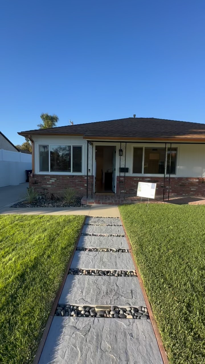 Timeless charm meets enduring strength in this brick-front beauty
Text or call if you have any questions
818-564-5835
Hektor with Realty X
DRE LIC #01881677 #hometour #housetours #sanfernandovalley #losangeles #northhollywood #investing #adu