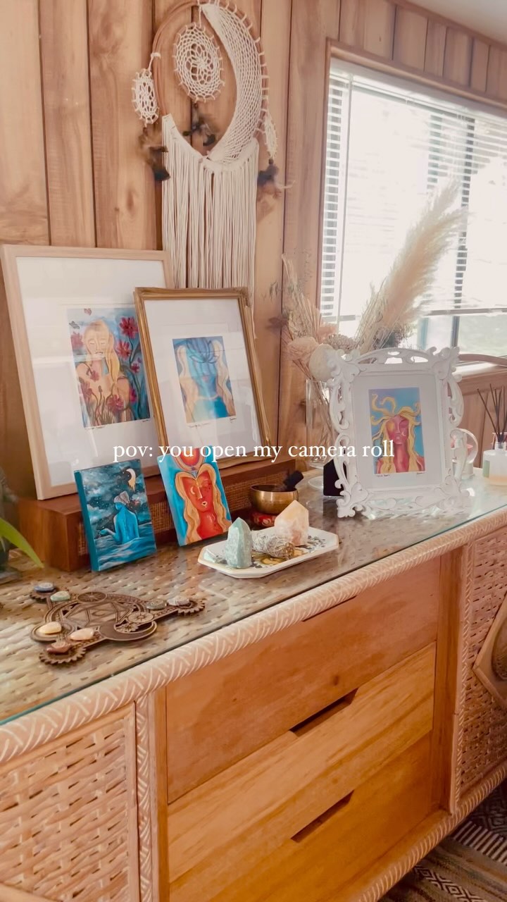 Thank you 2024 for a truly incredible year ✨. From thinking about starting an art business to actually doing the damn thing 🔥. Thank you to all of you who supported me along the way and became collectors. You have no idea how much your support means!!
I can’t wait to see what 2025 has in store 🦋.
#wildridgemoon #2024recap #artist #denverartist #gratitude