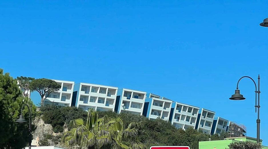 Ristrutturazione del condominio “Colle S.Agata” - Gaeta (LT) #guttoriellocostruzioni #work #job #impresaedile #building #instagram