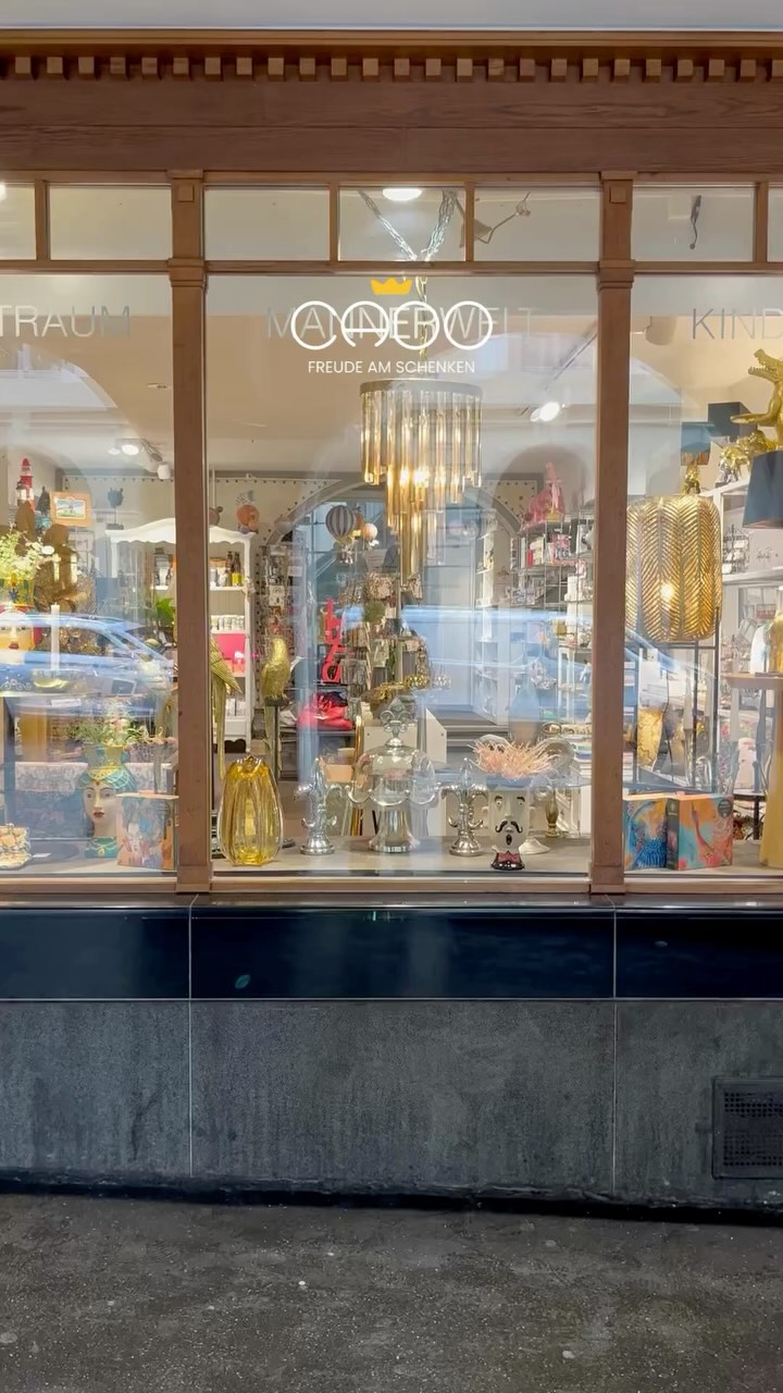 🪄Unser neues Schaufenster!✨
Hast du es schon gesehen?
#cadobern #berncity #bernshopping #geschenkladen #giftshop #bern