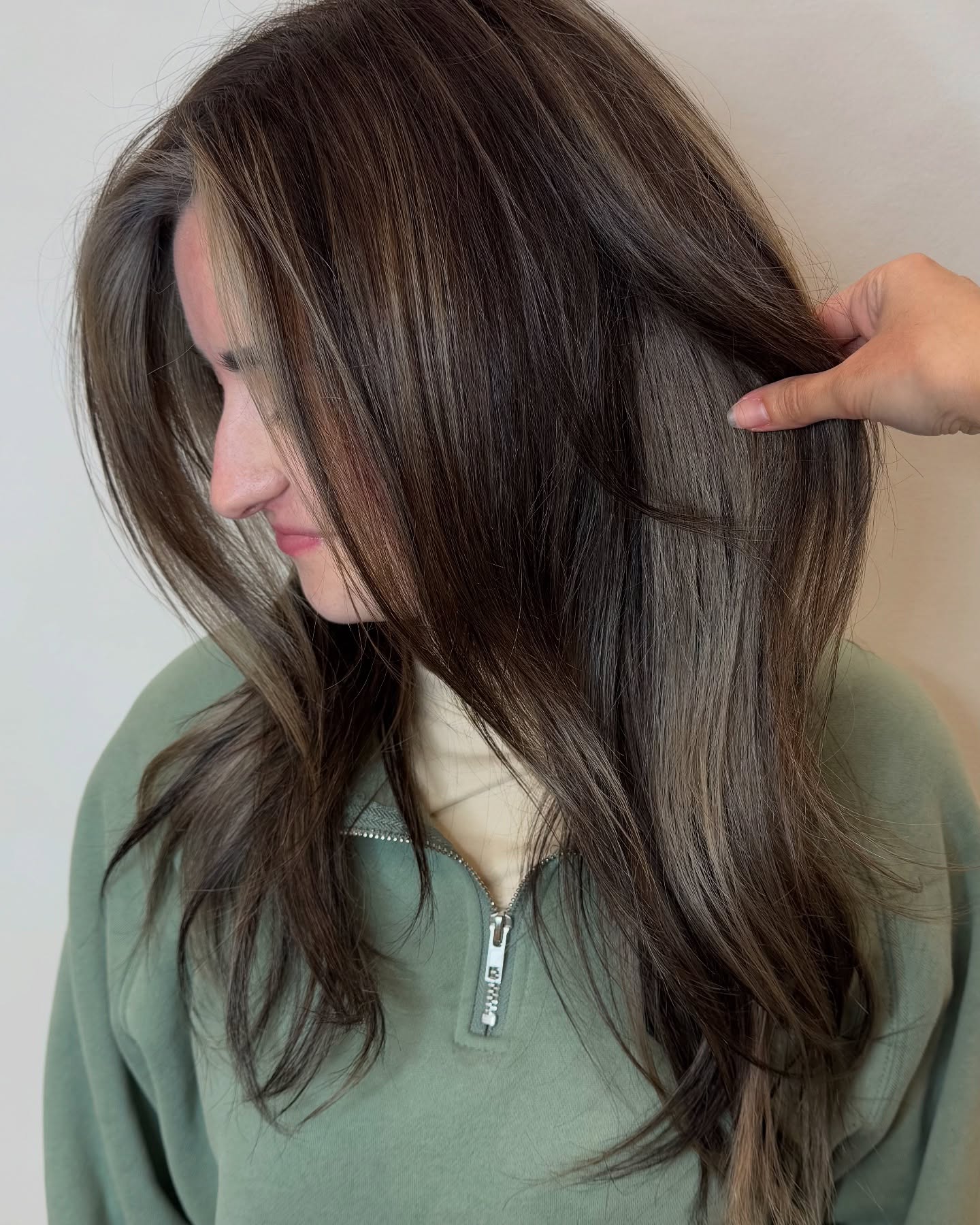 Expensive brunette by Megan 🤎 Swipe for the unrecognizable before shot!
maryland hair salon, baltimore hair stylist, organic salon, perry hall white marsh hair salon, extensions, reverse balayage, hair transformation