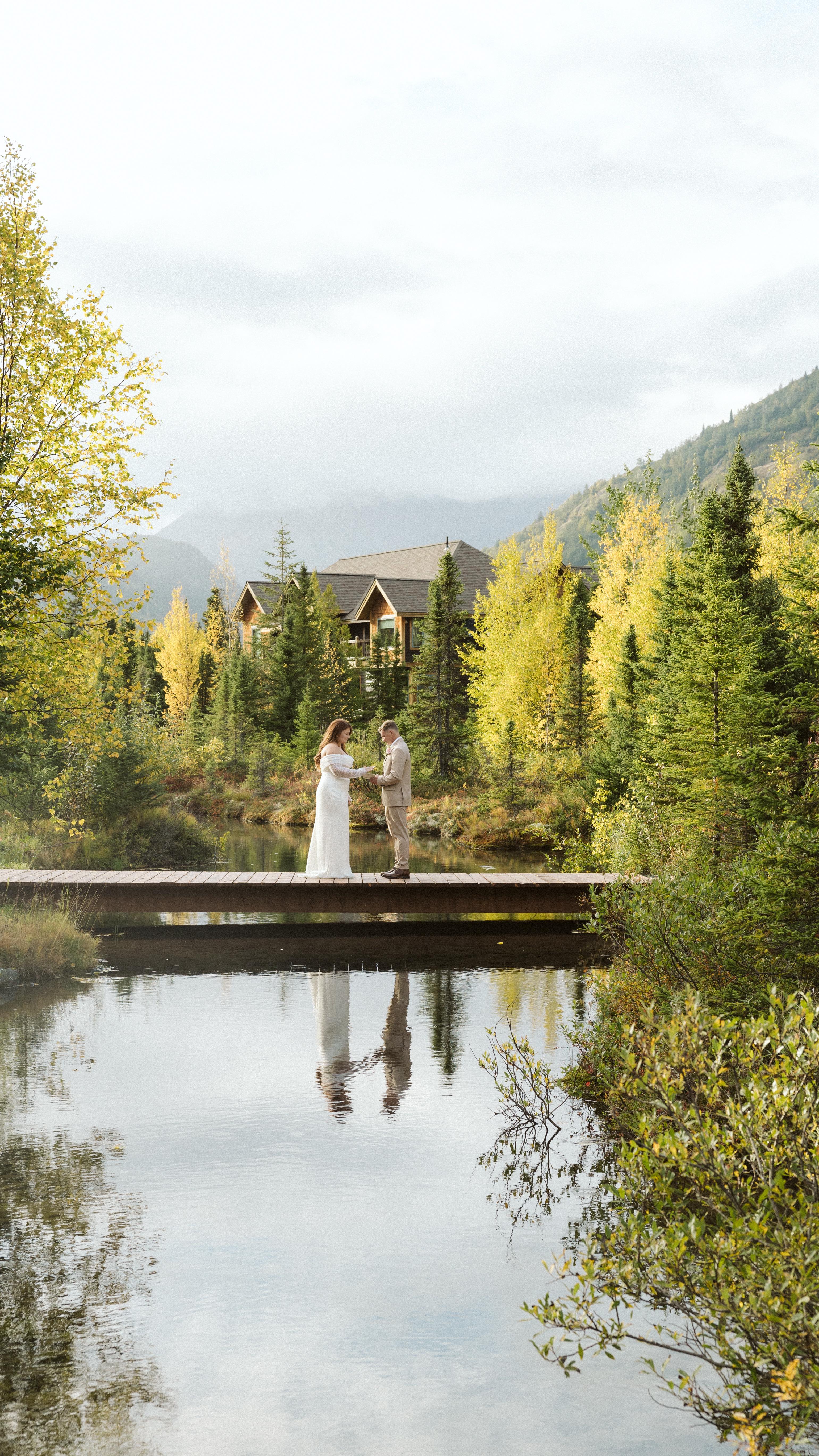 Mary and Dylan // Tern Lake Wedding
-
These two were so kind. They were also so cold. It might be hard to tell in this clip, but they were battling the cold weather and missing their home state. They kept telling us that beautiful scenery was worth it though. #wedding #elopement #alaskaelopement