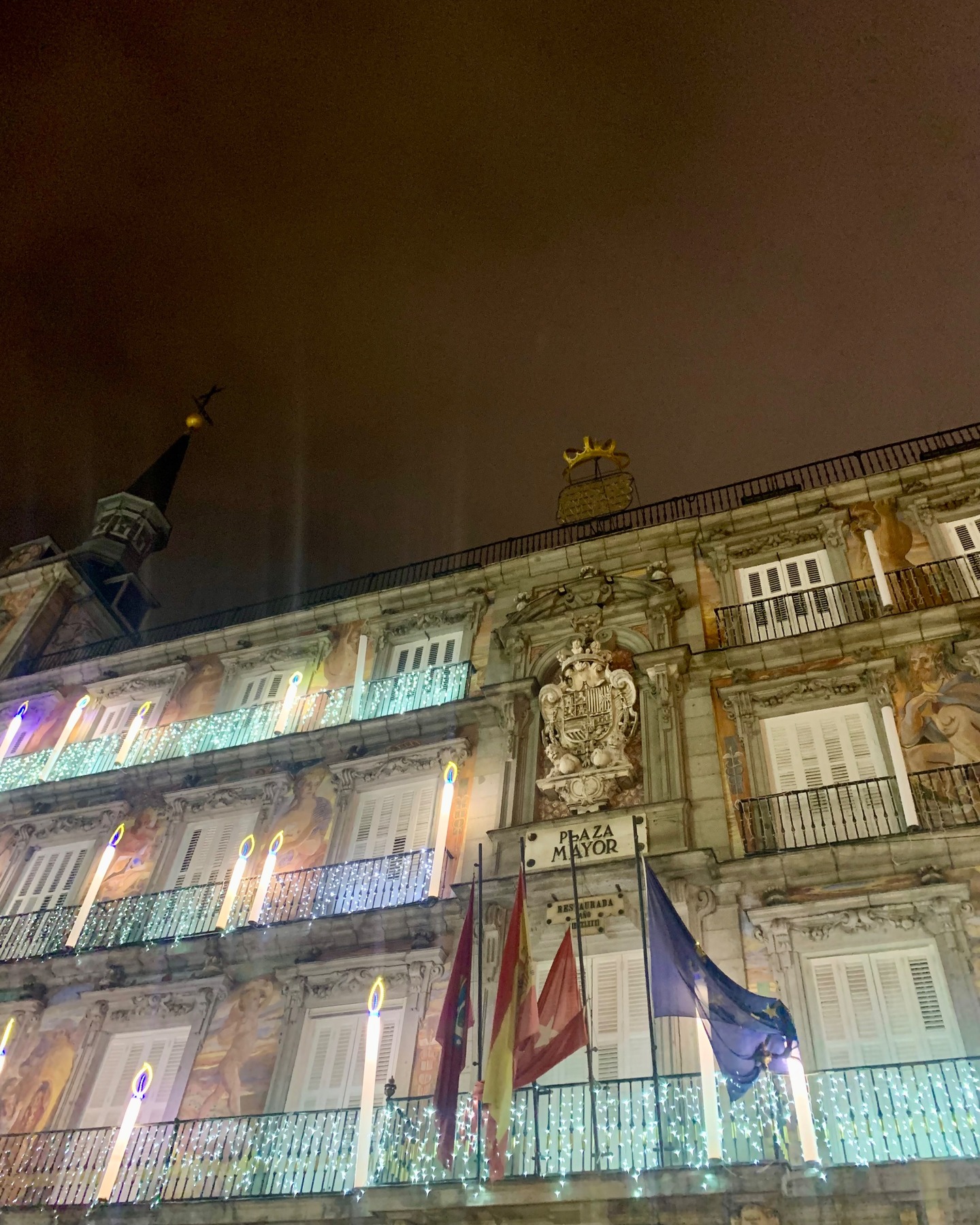 @restaurantebotin en #Madrid .#guinnesbookofrecords "Casa Botín, founded in 1725, is the oldest restaurant in the World according to the Guinness Book of Records and it's a benchmark of Madrid’s traditional cuisine.
