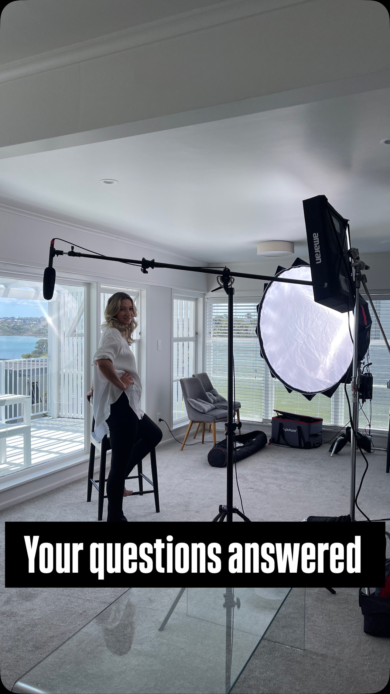 ‘ So what do you actually do ‘ ? is the most common question I’m asked.
I have new video live on the website to answer some of your most pressing questions, check it out and always feel free to fire me a message with any questions you have. Always up for a chat to explain a little more about the process.
The world of styling is a bit of an elusive space, I’d love you to understand more about it 💫
#nzstylist #industryinsights #personalshopper #nzshopping #wardrobestylist