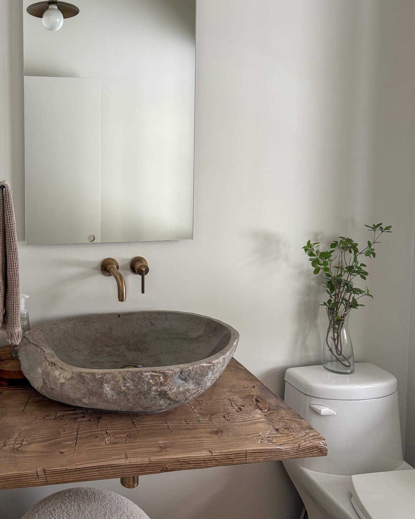 Our Weathered stain on a customer’s countertop.
Photo by @grandewestbuilders