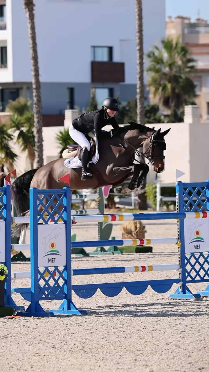 Best way to start 2025 with this one ⭐️ ready for another week @metoliva