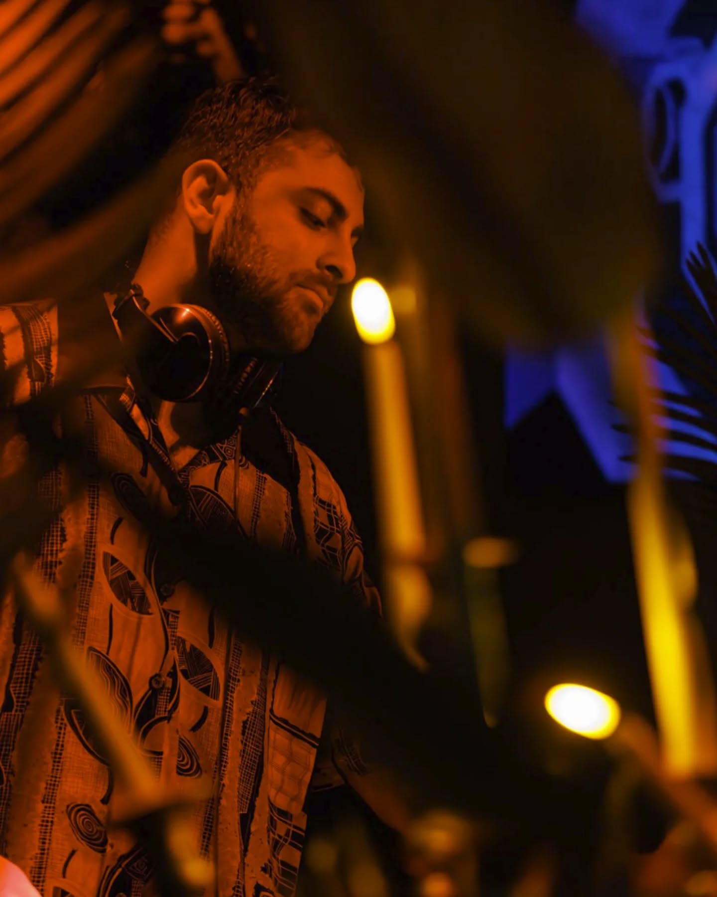 Building on the exciting momentum of recent additions, we are honored to announce Sydka as the latest artist to join our roster.
Originally from Santa Barbara, California, and now based in Los Angeles, Sydka has developed a distinctive sound that blends midtempo house, techno, minimal, and downtempo with emotional depth and driving energy. Influenced by the rich downtempo and techno scenes of Berlin, his music balances introspection with a high-energy pulse, creating immersive experiences for dance floors worldwide.
Sydka’s performances span iconic venues like Kater Blau in Berlin and festivals such as Château Perché in France and Lucidity Festival in California. With releases on respected labels including down. records, LOKD, and Circles & Stones, he continues to build a global presence through his innovative productions.
For booking inquiries, reach out to us. Welcome to k4b, Sydka!
@sydkamusic