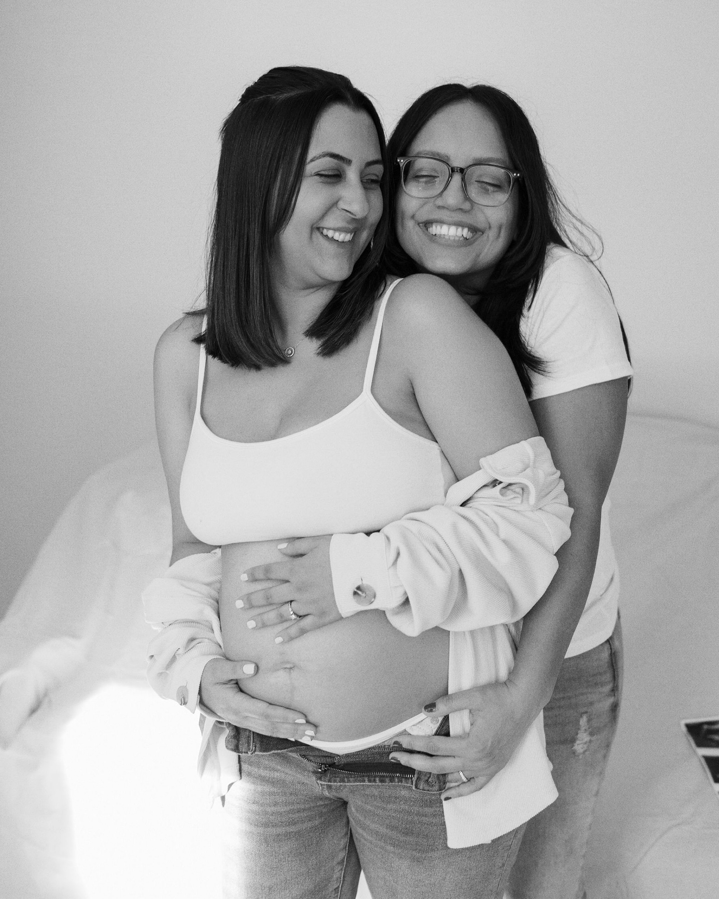 A few highlights of a very special moment I got to capture earlier this month. Brenda and Melissa found out they are having a sweet baby boy! Such an emotional and touching moment - what a privilege to have been there to document it. You two will be the most amazing moms, and I am so excited for your journey as a family together. This little boy is already so so loved!🥰