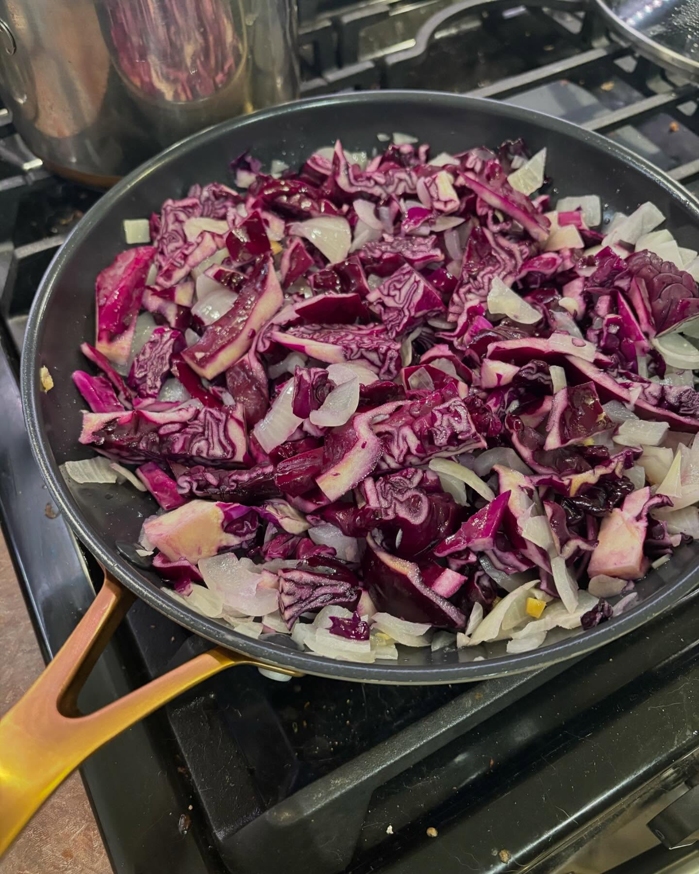 Pro tip: batch cook some veggies for the week (or at least the next few days) and try a variety of color! Best way to support your immune system is through the polyphenols that come from fruits and vegetables.
Currently sautéing onion, garlic, fresh ginger, and red cabbage. Adding some spinach, kale, and swiss chard at the end with some salt and pepper!
Also batch cooking garlic herb chicken and green beans. Normally use asparagus but currently out, so easy swap!