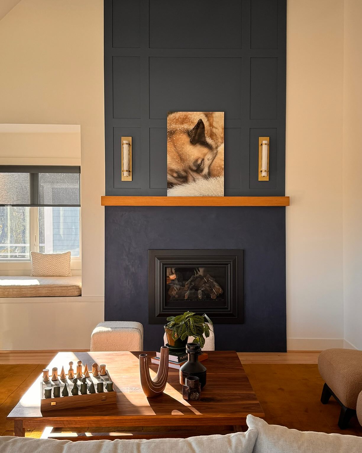 ✨ Before & After ✨
This room had a very tall pitched ceiling, and we knew we had to embrace that height to make the space feel cohesive. By reworking the fireplace and adding custom touches, we created a design that celebrates the room’s architectural features without going over the top. 🏠✨
The result? A stylish, balanced living room that feels spacious yet warm — and all without a huge budget. Simple design choices can make a big impact when done thoughtfully! 🌿
What do you think of this transformation? 💭
#InteriorDesign #BeforeAndAfter #HighCeilingDesign #DesignTransformation #HomeMakeover #BudgetFriendlyDesign #LivingRoomGoals #CustomTouches #FireplaceDesign
