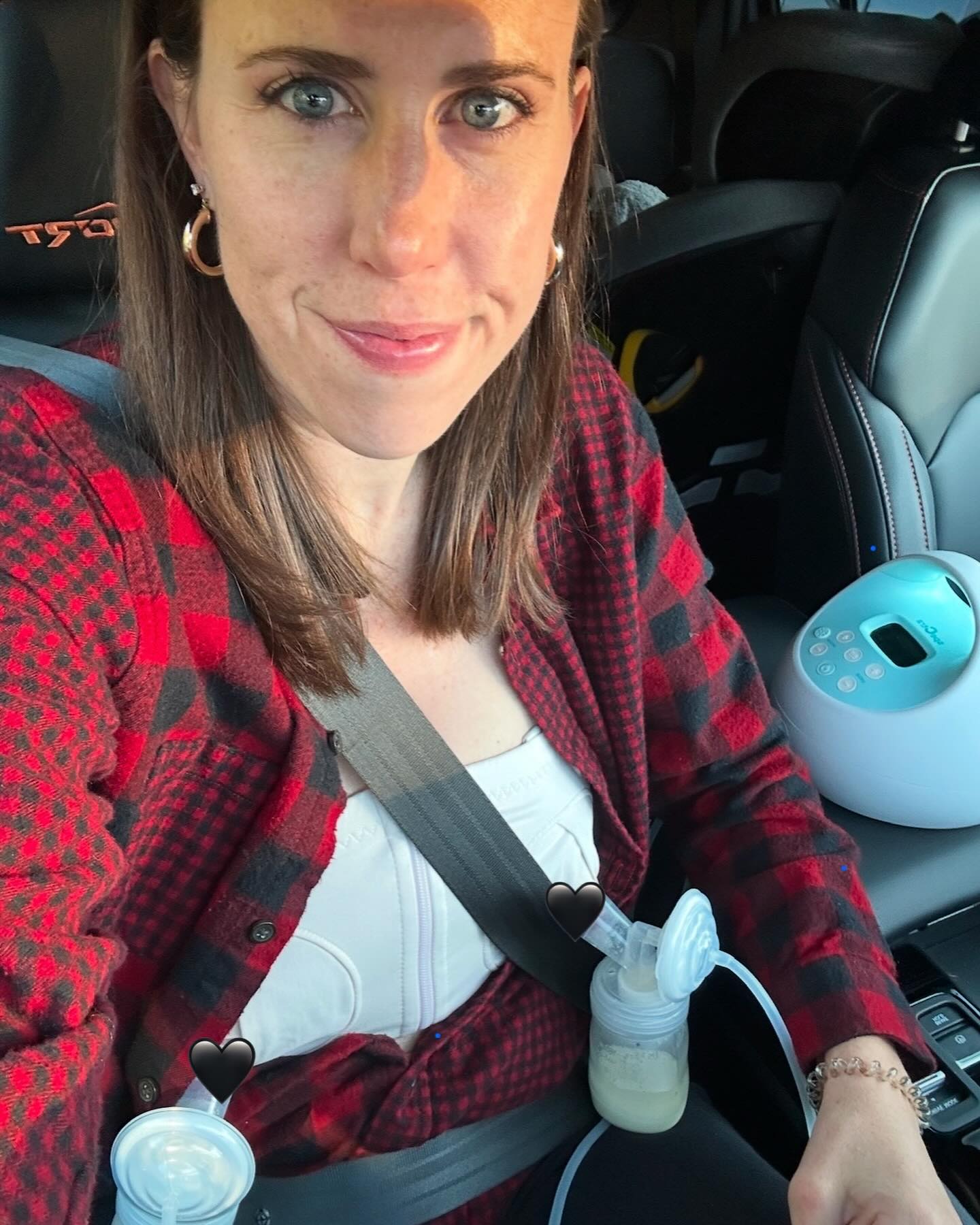 🍼Today is world breast pumping day 🍼
Nothing about breast feeding or pumping is easy. It takes time, dedication, and commitment- and it should be celebrated! Shout out to all the moms out there making it happen.
For me, having to pump multiple times a day is hands down one of the worst parts about going back to work, and you’ll find me squeezing in pumping sessions as I drive to and from work just trying to make the most of any time I have. Have I gotten some strange looks at stop lights you ask? 100% yes 😂
Some of my best pumping recommendations:
✅ Store your pump parts in a clean bag in the fridge in between pump sessions for up to 24 hours to reduce the number of times you have to clean your pump parts!
✅ Make sure your flange size is correct. A lactation consultant or counselor can help you with this! I personally love the silicon inserts for comfort and adjusting size.
✅ Choose your pump wisely and be sure to use the different settings available to maximize comfort and output. I have used the @spectrababyusa S1 for both my babies and love it.
To all the pumping moms out there: It’s hard work, but never forget that you’re nourishing your baby with your body, and that’s pretty freaking amazing!
#worldbreastpumpingday #breastmilk #breastpump #spectra #novadoula #pumping