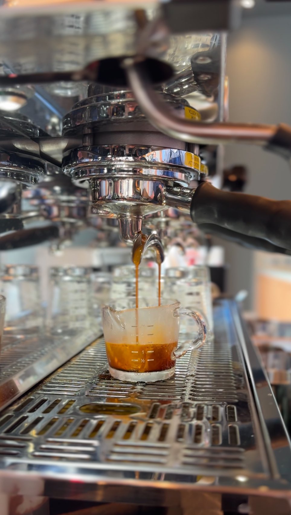 New Haven—things are espresso-ing themselves into place! ☕🎶
Yes, we are open:
☕ Specialty coffees that are brew-tifully crafted
🥐 Fresh baked treats that are flakey in all the right ways
🍴 Grab-and-go bites for your busy days
✨ We can’t wait to latte you in—see you soon!
📍 101 College St New Haven
#CollageCafe #LocalPartners #CommunityFirst #SharedValues #ethicalsourcing #Collage #CollageADiningCollective #ADiningCollective #Coffee #CoffeeBar #GivCoffee #GCafeBakery #GCafeBakeryNH #SanctuaryKitchen #ShopSmallBusiness #GrabNGo #Pastries #HomeMade #shareworthy #Connections #SharedValues