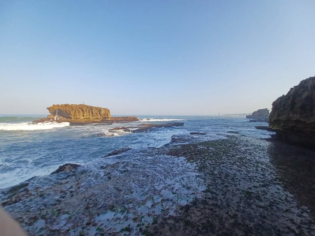 Close to Bat's Cave nearby Nahoon Point Lighthouse