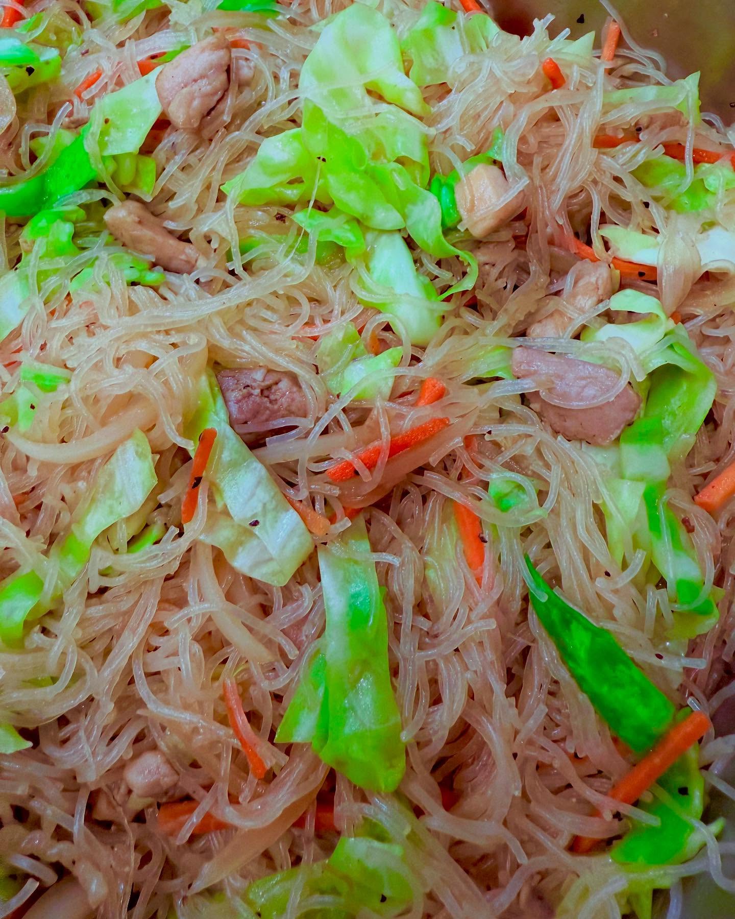 Surprise!! Pancit tonight for prosperity this new year!! Available until gone ๐ 6PM - 10PM @ Felicitous Cafe Lunar New Year Fest. 51st Street in Tampa!