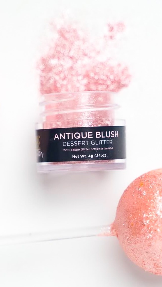 Shine Dessert Glitter is crafted with FDA-approved ingredients, ensuring itâs 100% edible! We take pride in our product being Kosher Certified, Vegan, Nut-Free, Dairy-Free, and Gluten-Free, making it a perfect choice for everyone to enjoy! đ
Grab âAntique Blushâ for only $5 at www.shinedessertglitter.com! â¨
#EdibleGlitter #Glitter #ShineDessertGlitter #Drinks #Dessert #Treats #Cocktails #Mocktails #ValentinesDay