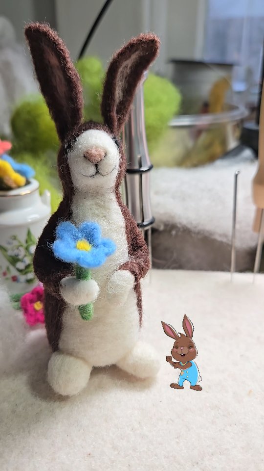 Work has to be a little bit fun. Am I right? Chocolate rabbits with no meltdown on this chilly winter day. #makerslife #woolfelt #handmadenovascotia #springvibes🌸